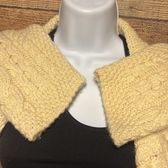 Inis Crafts Merino Wool Cable Knit cardigan Sweater - Picture 7 of 9